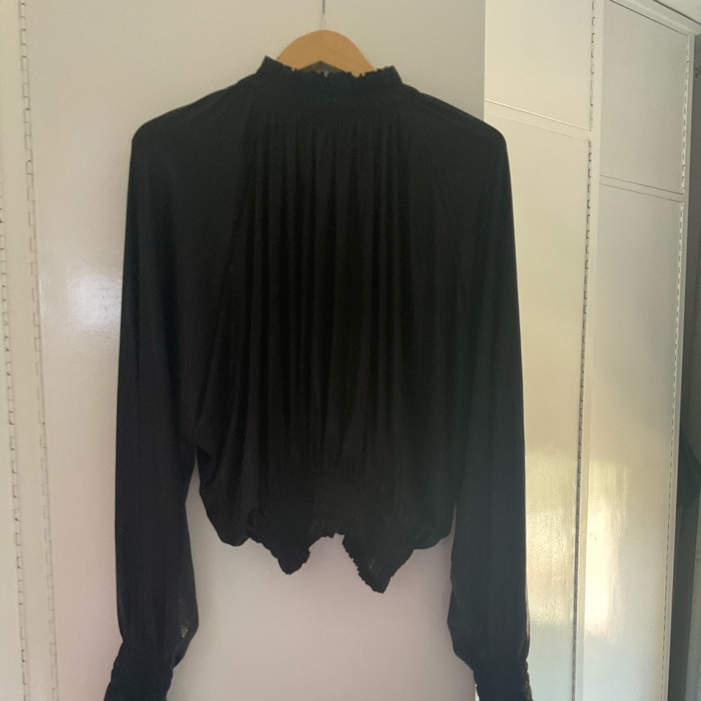 Norma Kamali, long sleeve elastic waist blouse